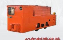 云南礦用電機車防倒車誤撞功能的原理是什么？