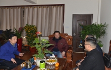 山西印度客戶來訪，參觀湘潭電機車的生產(chǎn)與測試
