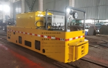 內(nèi)蒙古礦用電機車如何使用無人駕駛運行單元？