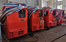 云南10噸湘潭架線式電機車發(fā)往國外