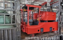 云南礦用蓄電池電機車的軸承箱該如何維護和保養(yǎng)？