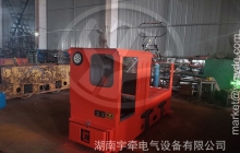 架線式湘潭電機車受電弓有哪些種類？
