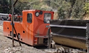 為什么礦用架線(xiàn)式電機(jī)車(chē)一通電就全速運(yùn)行？